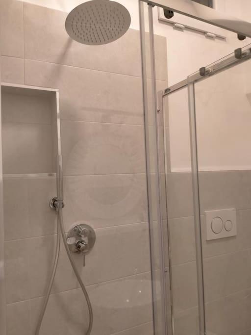 Aura Apartment 巴里 外观 照片